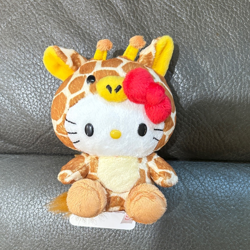 Hello kitty stuffed giraffe plush kitty